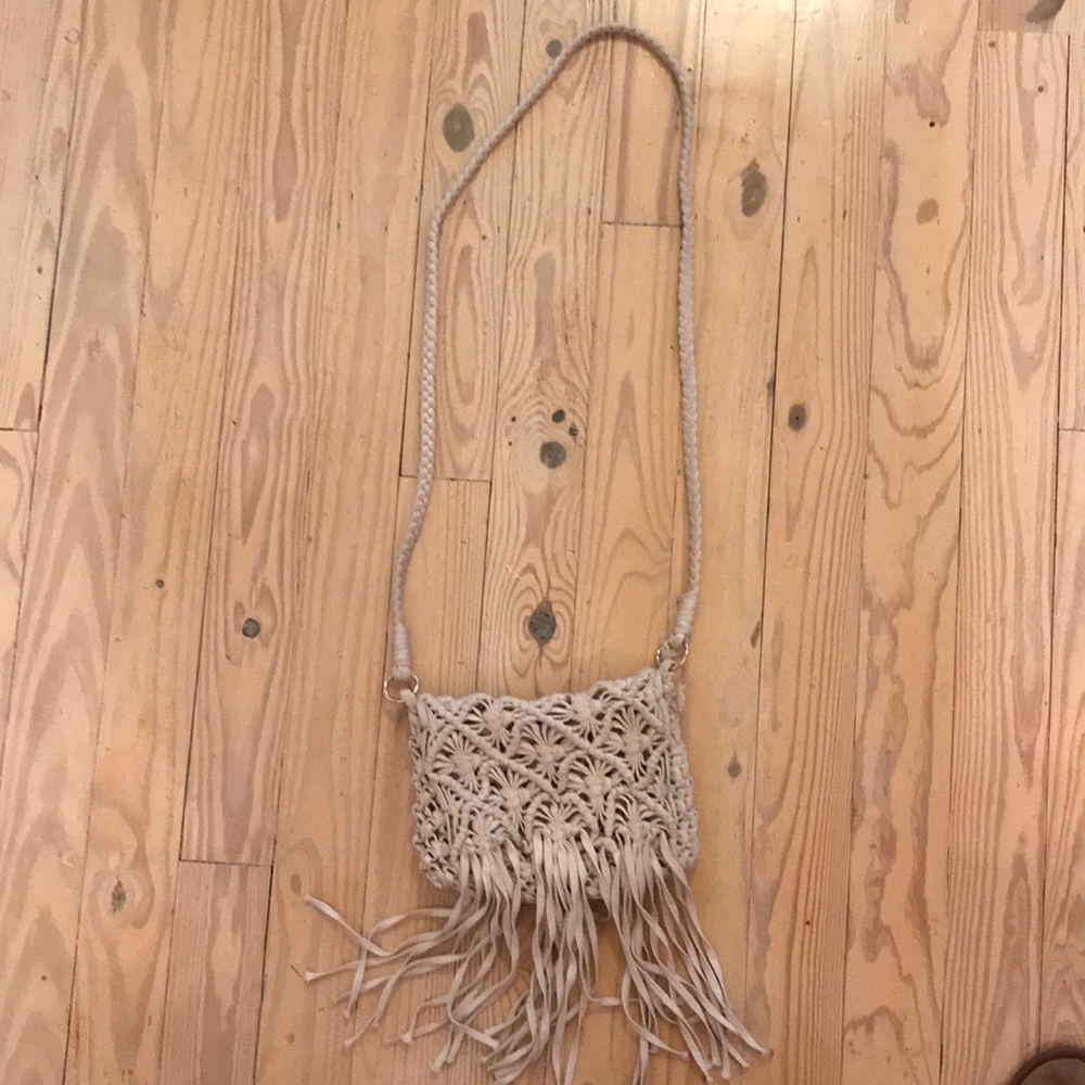 Crossbody macrame purse - Picture 2 of 3